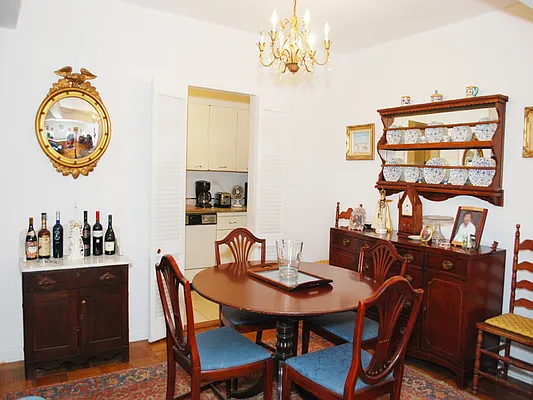 Sold by Sotheby's International Realty | media 2