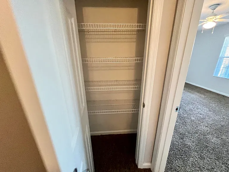707 Porter Ln — Photo 37