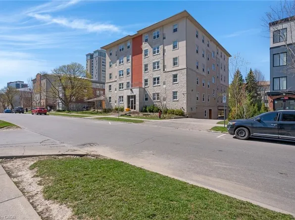 271 Lester St Unit 303, Waterloo, ON N2L 3W6