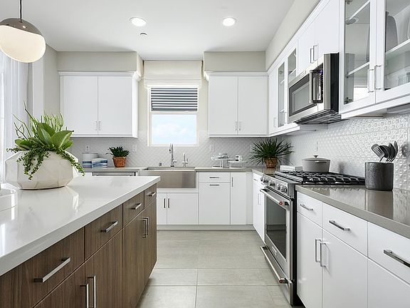 Residence 5 - Kitchen