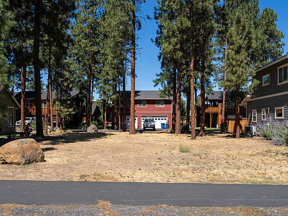 2nd image of 966 Timber Pine Dr