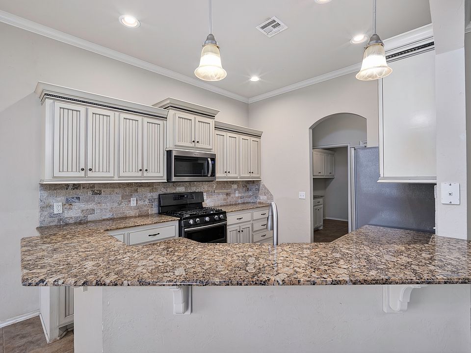 1st image of 9104 Scarlet Blvd