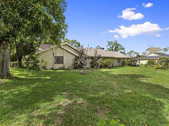 5th image of 8631 Hidden Pines Road