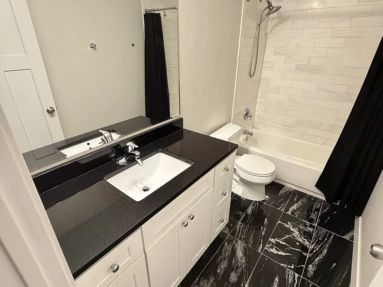 11392 S Mapleside Ln — Photo 14