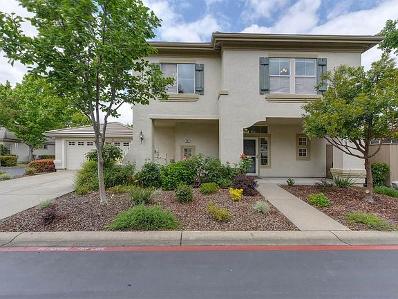 751 Dornoch CT