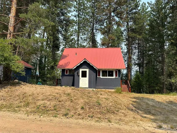 45 Happy Hollow Dr, Garden Valley, ID 83622