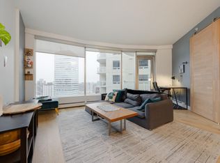 10152 104th St NW #2004, Edmonton, AB