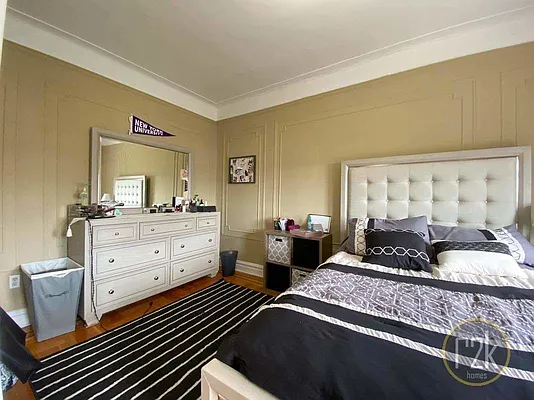 Rented by Realty 2000 Corp | media 30