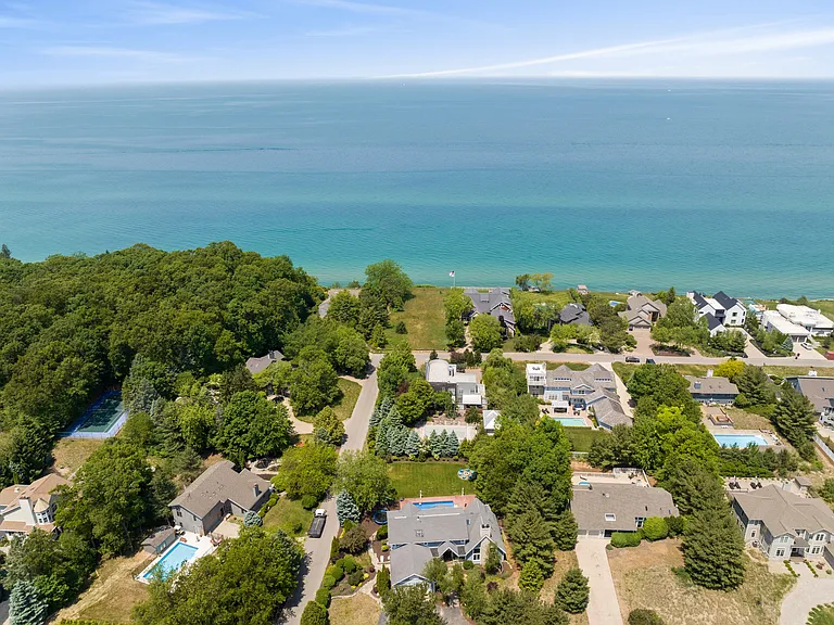 51105 Main Dr — Photo 46