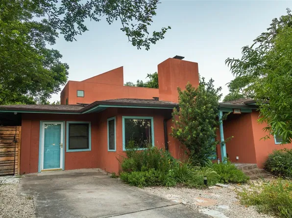1704 E 38th St, Austin, TX 78722
