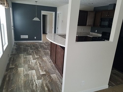 1st image of 3277 Millpond Dr SE