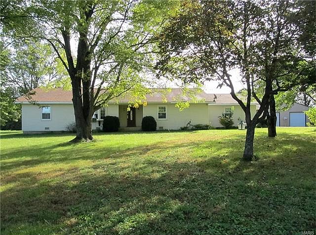 1st image of 12468 Groves Dr