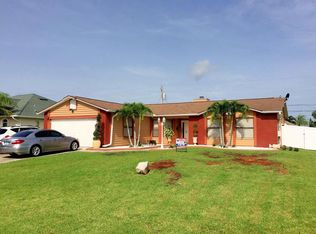 521 SE Cliff Rd, Port Saint Lucie, FL 34984