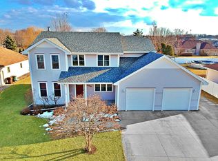 424 Hesburgh Dr, Manteno, IL 60950