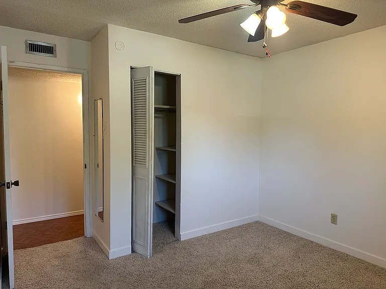 3817 Commonwealth Dr — Photo 9