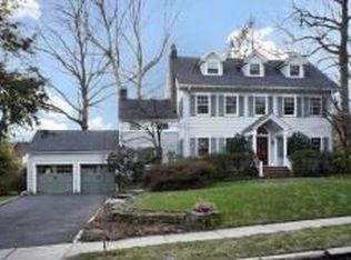 32 Laurel Pl, Montclair, NJ 07043