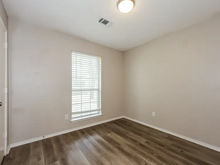 2628 Hidden Springs Dr — Photo 12
