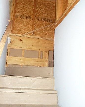 5th image of 130 Rosewood Dr