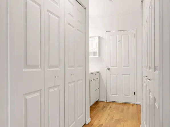 518 Gregory Avenue image 10 of 26