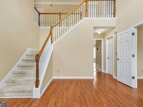 5th image of 1210 Hogan Ridge Dr
