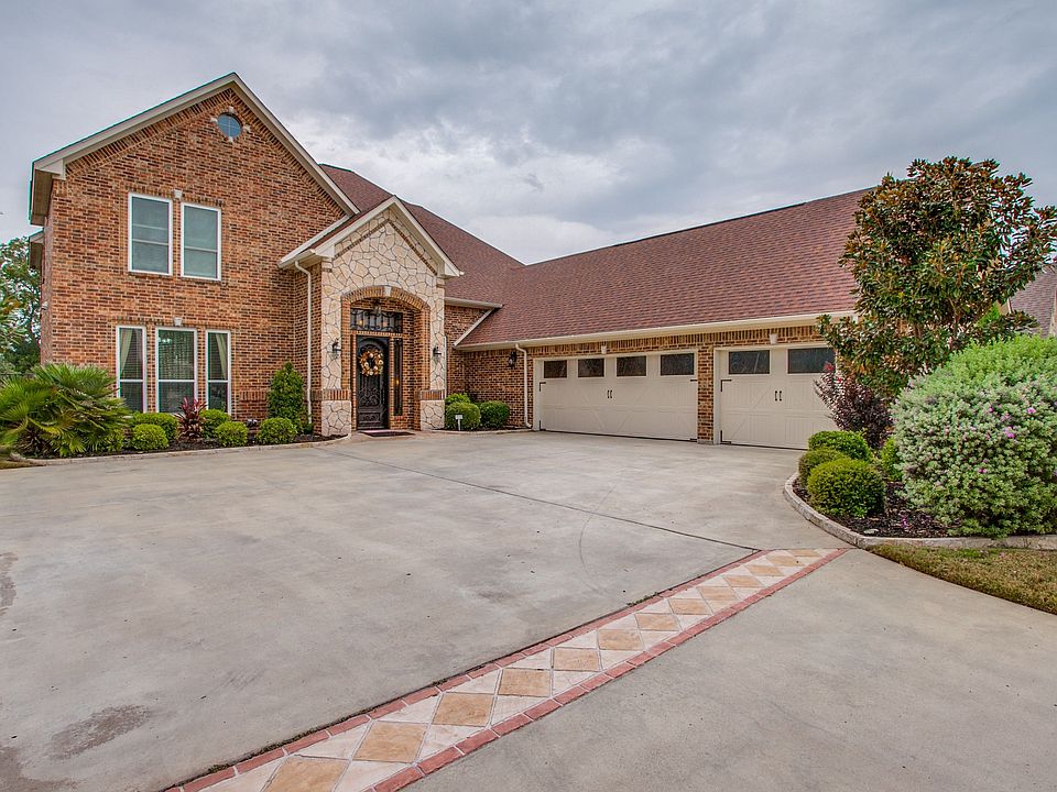33_2748-mira-vista-ln-rockwall-tx-High-Res-2.jpg