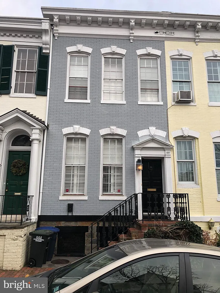 1217 29th St NW photo 1