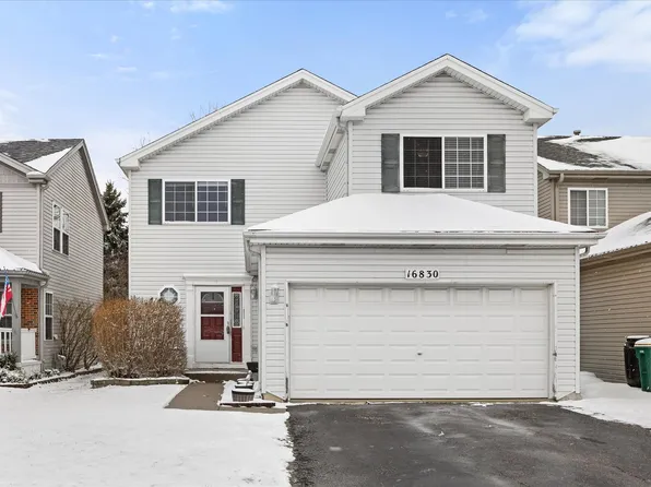 16830 S Parker Ridge Dr, Lockport, IL 60441