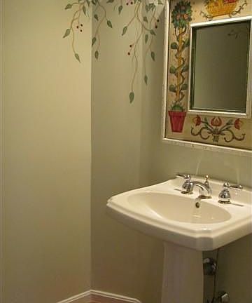 Half Bath off Kitchen