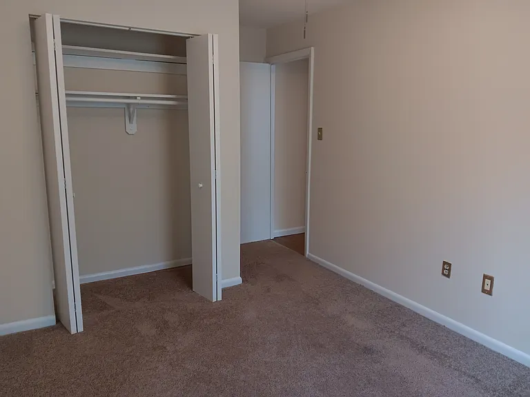 10819 Bucknell Dr — Photo 18