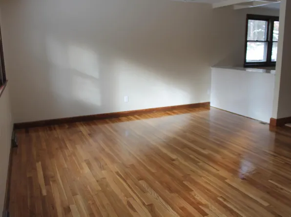 (undisclosed Address), Norton, MA 02766