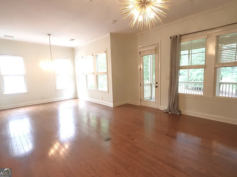 1081 Starboard Dr — Photo 8
