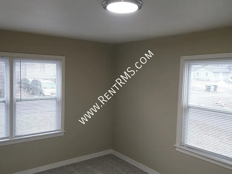 2430 SE Minnesota Ave — Photo 21