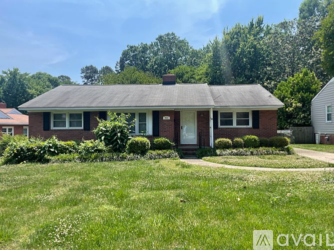 418 Tyson St, Charlotte, NC 28209 | Zillow