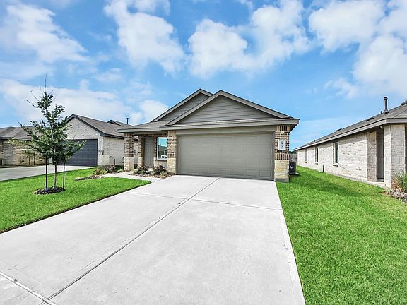 2nd image of 24435 Saddlestone Green Dr