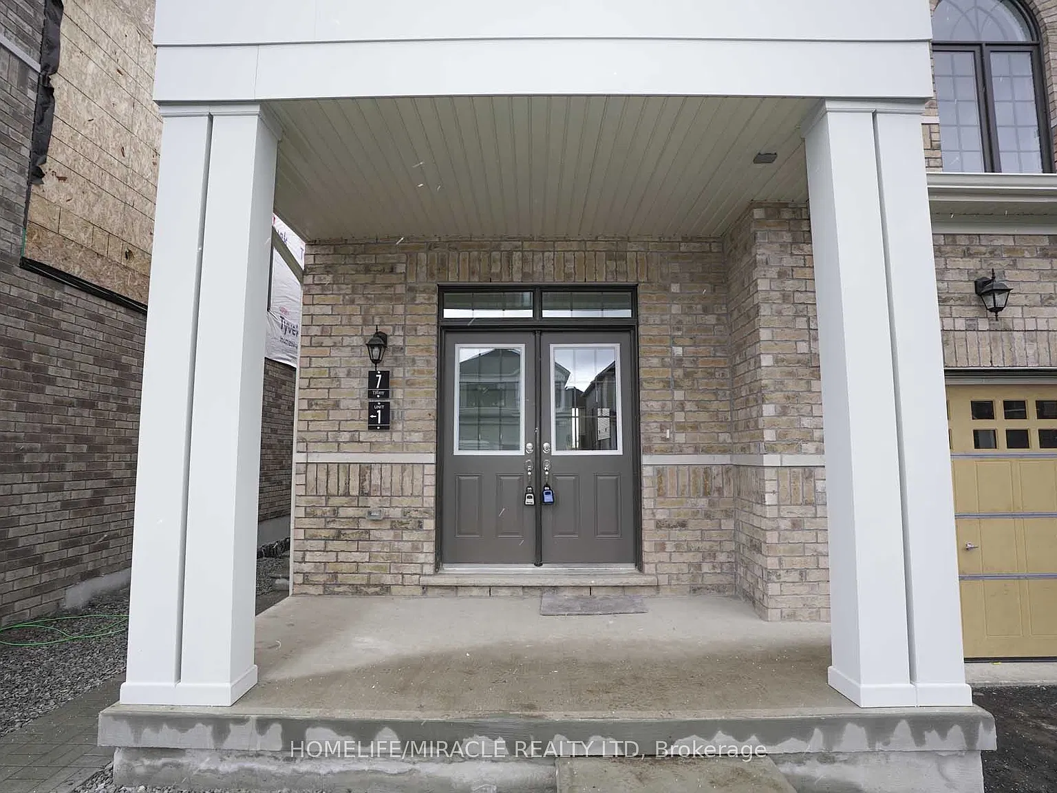 4 bed, $2,999 — Photo 3