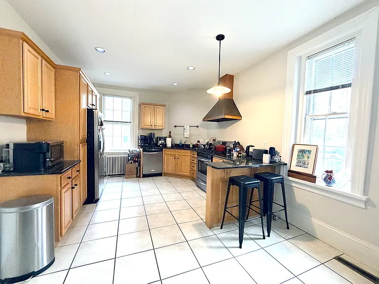 510 N Allison St #A — Photo 16
