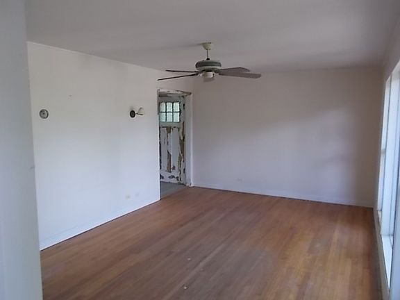 4th image of 25795 W Brodie Dr