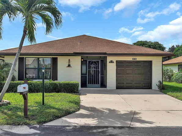 6110 Lakemont Circle, Greenacres, FL 33463