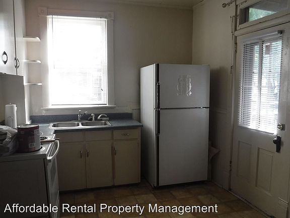 4th image of 825 Hamilton Blvd APT A