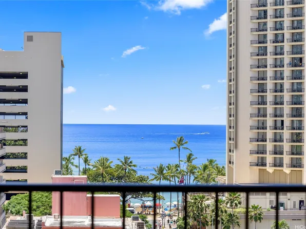 2440 Kuhio Ave APT 907, Honolulu, HI 96815