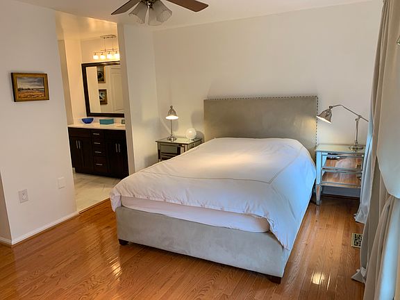 4th image of 2536-B S Arlington Mill Dr #2