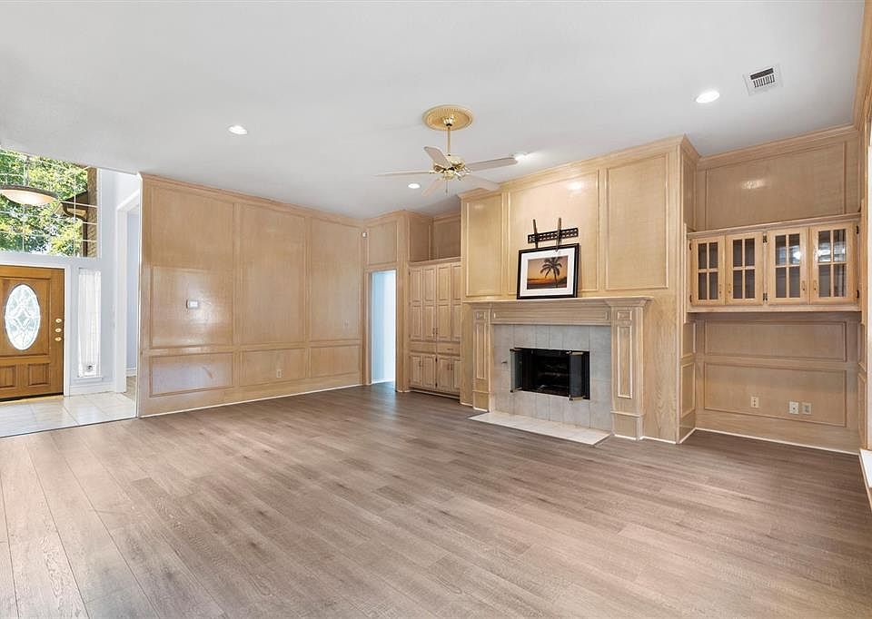 1st image of 2816 Corby Dr #2816