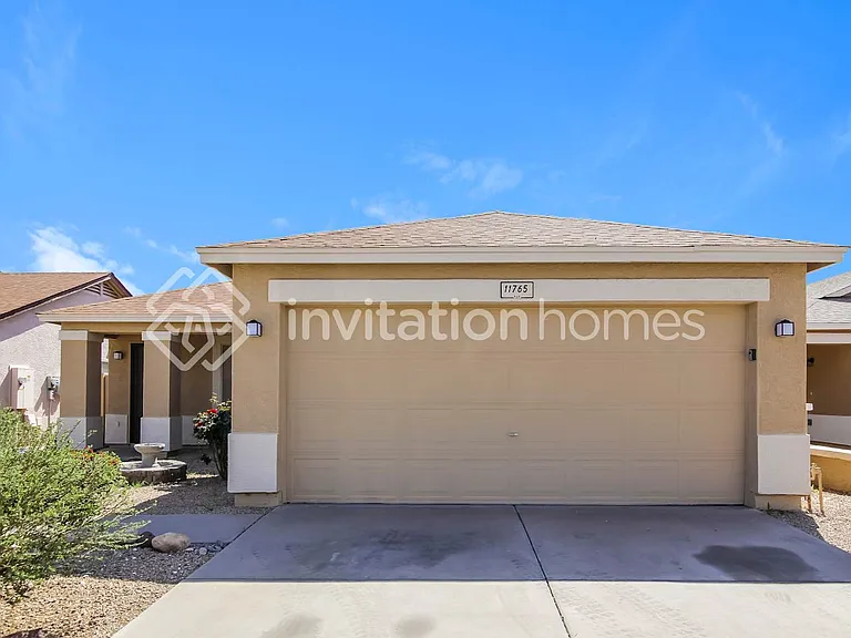 11765 W Dahlia Dr — Photo 1