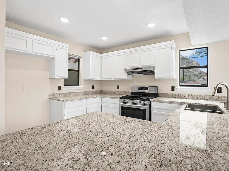 1805 Gurss Pl — Photo 12