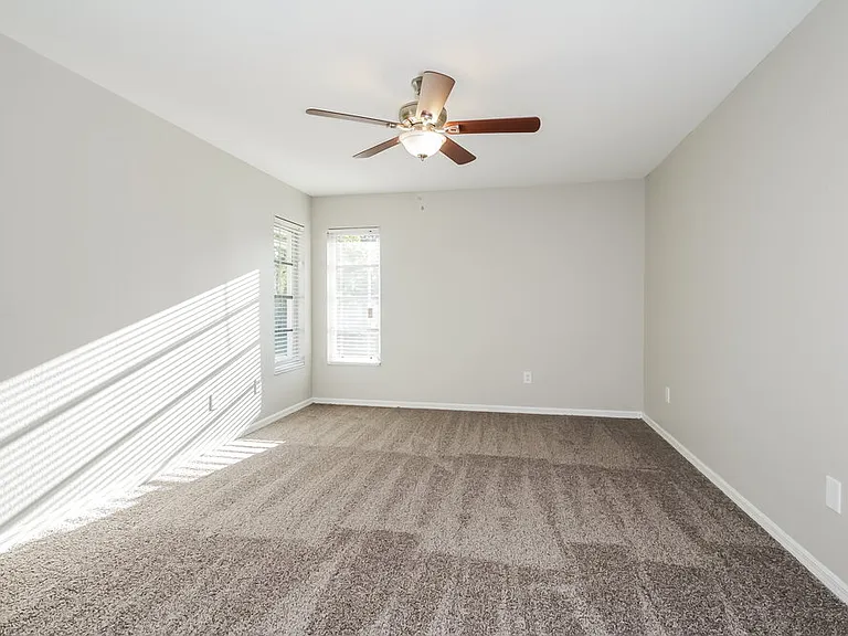 848 Guild Dr — Photo 8