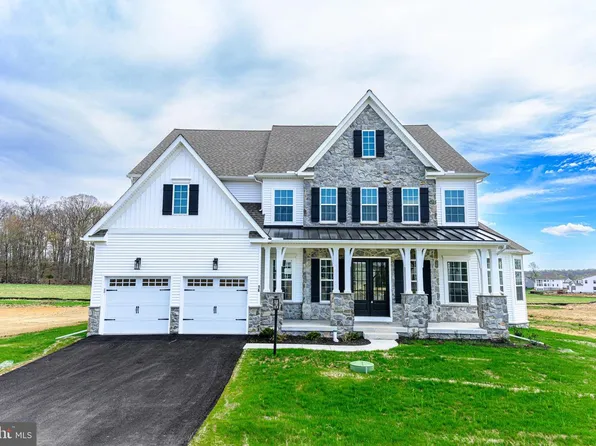 16 McKnight Farm Ln, Glenmoore, PA 19343