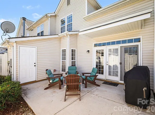 6219 Tyrel Ln, Harrisburg, NC 28075