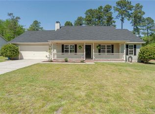 124 Bayou Ct, Raeford, NC 28376