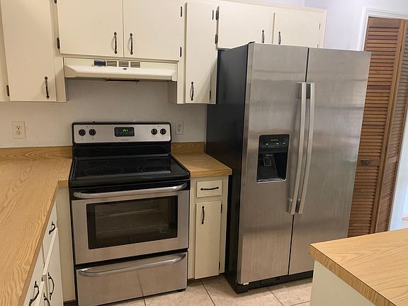 4th image of 7814 Richwood Dr