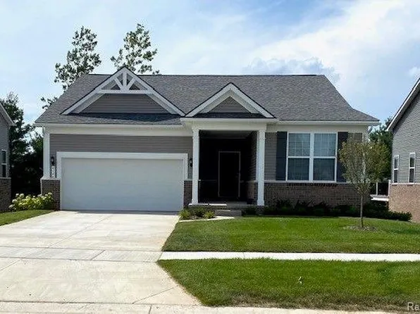 4332 Silica Dr, Lake Orion, MI 48359